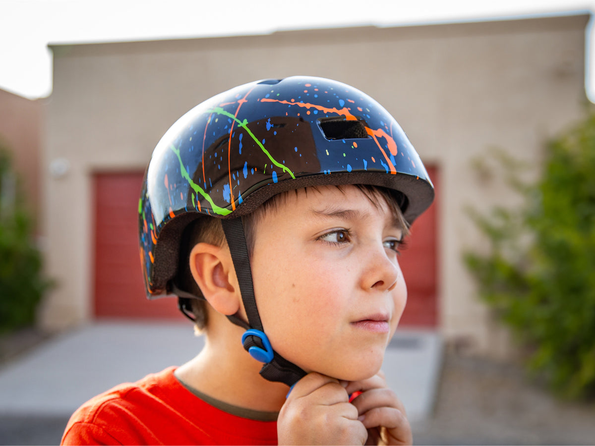 Sunburst Youth Multi-Sport Helmet Black / Youth Sunburst Youth Multi-Sport Helmet Black / Youth