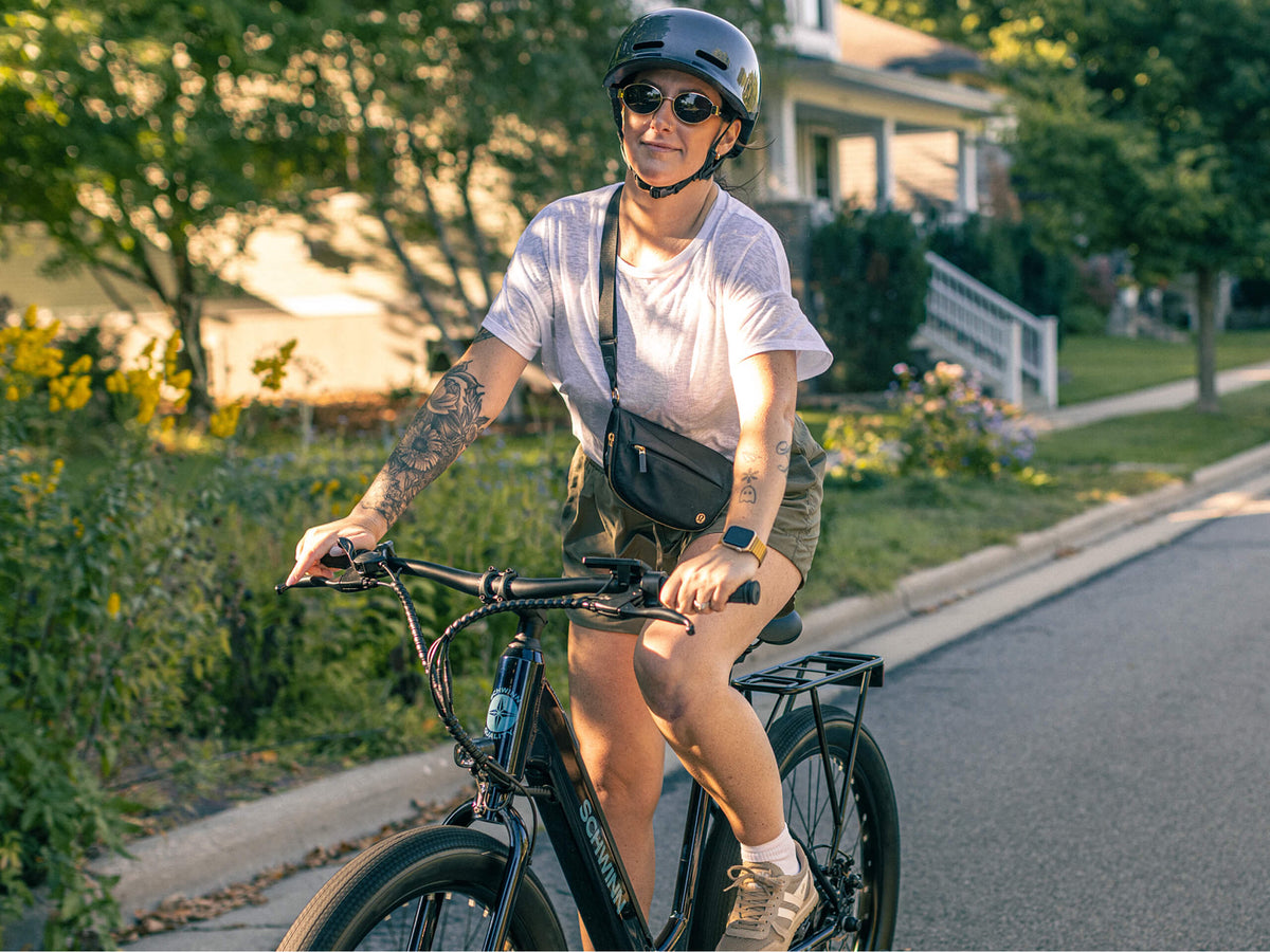 Schwinn Avion Adult E-Bike Helmet Schwinn Avion Adult E-Bike Helmet